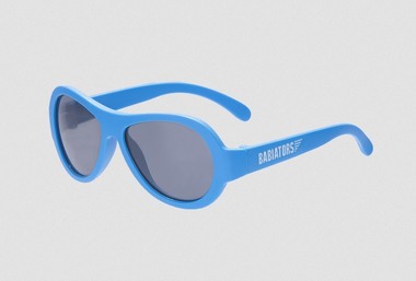 Okulary przeciwsłoneczne dla dzieci Babiators Classic - prawdziwy niebieski