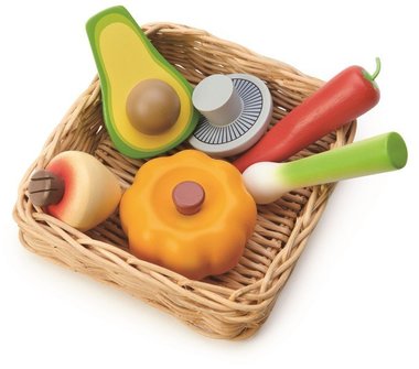 Wiklinowy koszyk z warzywami Tender Leaf Toys